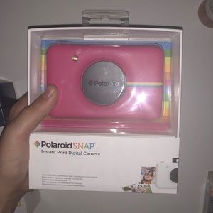BRAND NEW instant polaroid camera